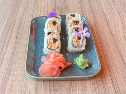 California Maki pieczone Sensaina Banana - 8 szt.